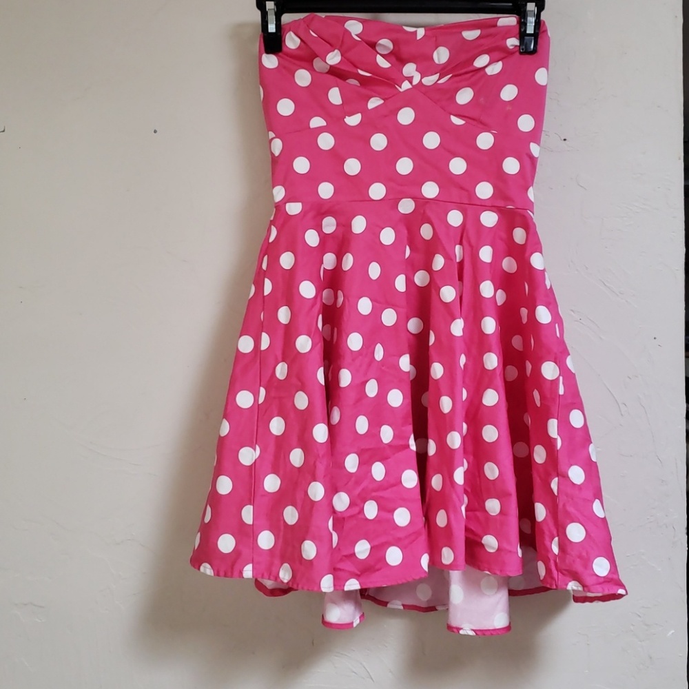 Traveling cupcake dress